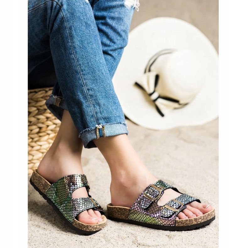 SHELOVET Hausschuhe mit Holo-Effekt schwarz 2