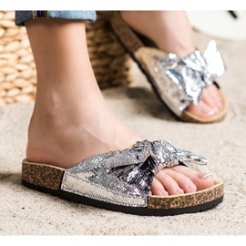 SHELOVET Glänzende Hausschuhe mit Schleife silber- 1