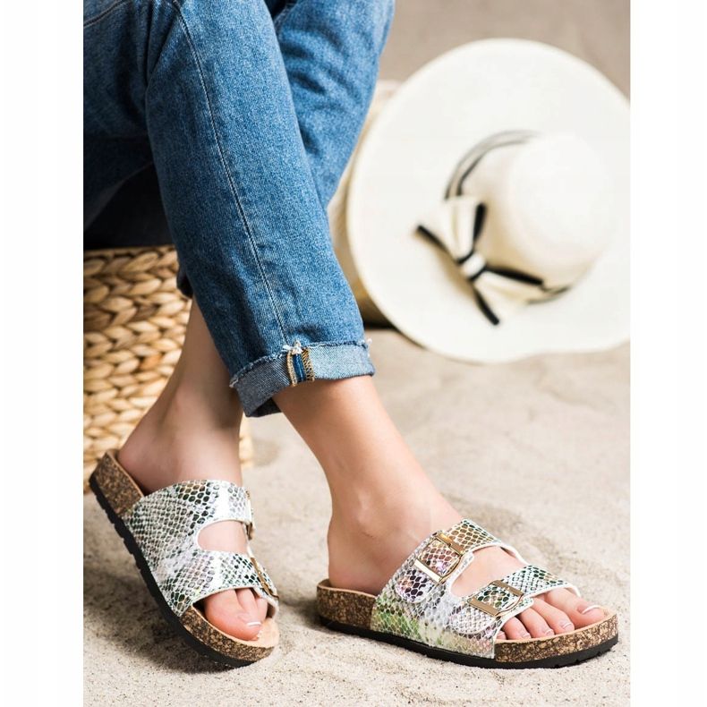 SHELOVET Hausschuhe mit Holo-Effekt silber- grau mehrfarbig 1