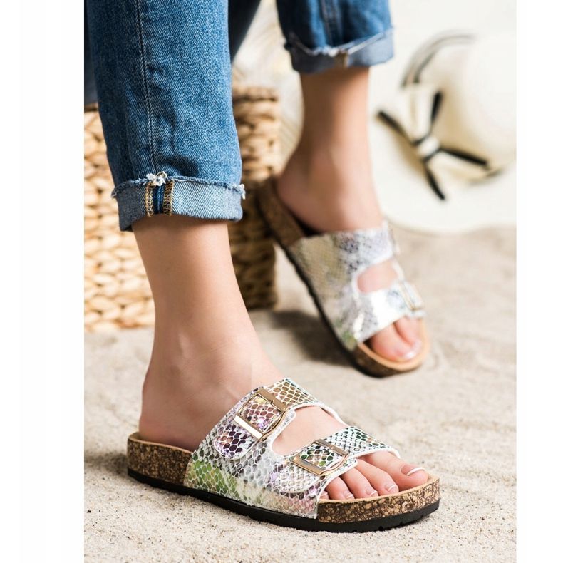 SHELOVET Hausschuhe mit Holo-Effekt silber- grau mehrfarbig 2