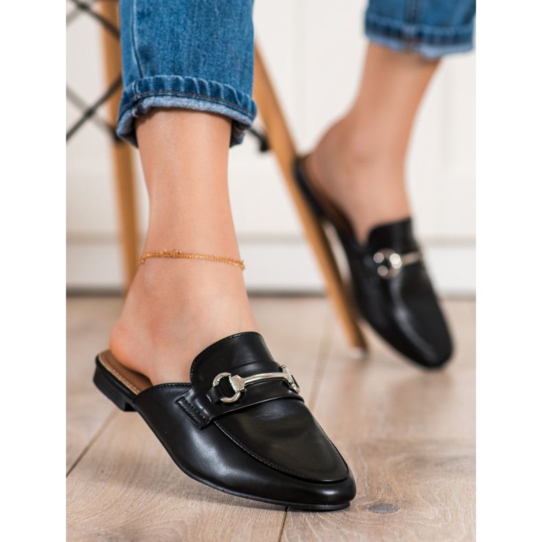 SHELOVET Elegante Hausschuhe mit Ornament schwarz 2