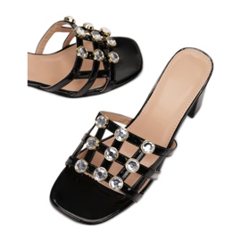 Vices Schraubstöcke YU070-38-schwarz 1