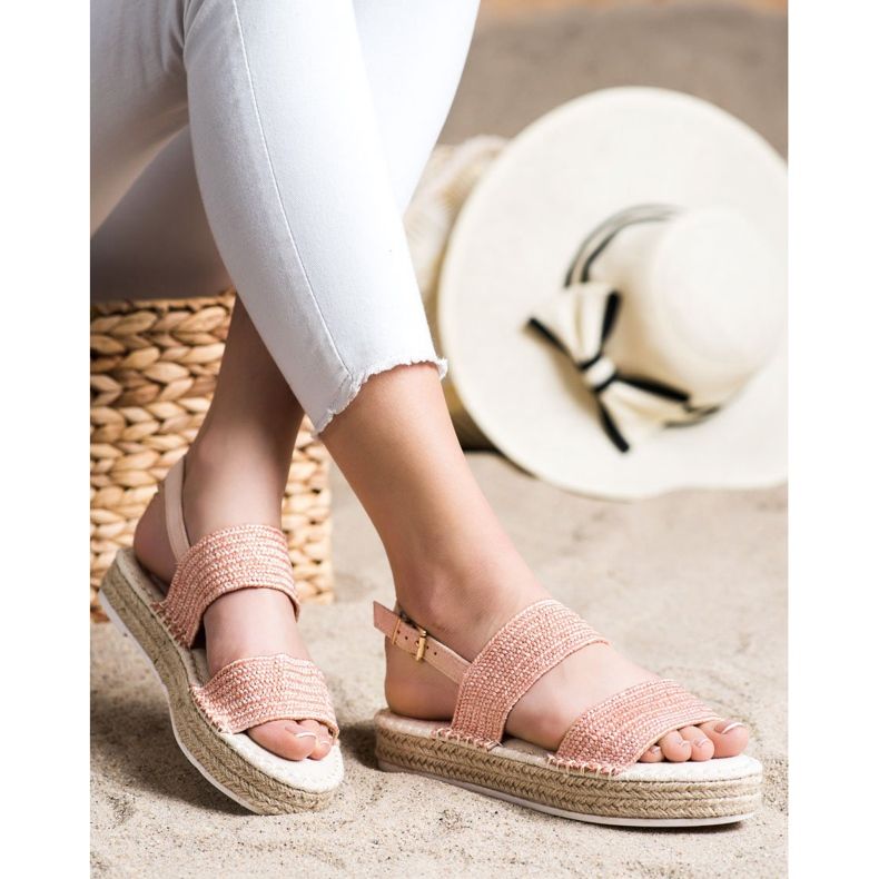 SHELOVET Geflochtene Sandalen auf der Plattform rosa 2