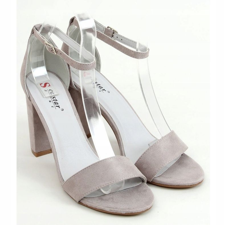 Graue Sandalen am Pfosten AF03P Grau 1