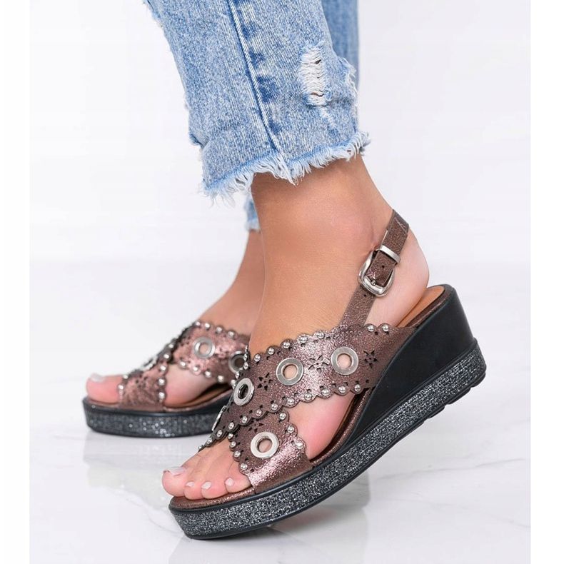 Braune Metallic-Keilsandalen Mon 1