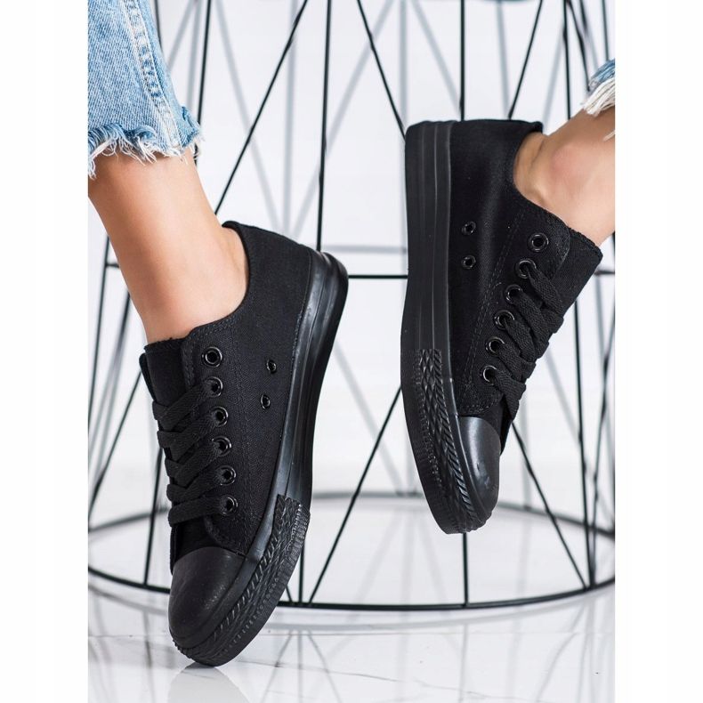 SHELOVET Sport schwarze Turnschuhe 1