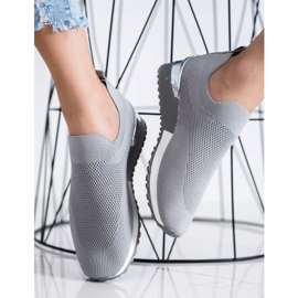 Renda Graue durchbrochene Sneakers 2