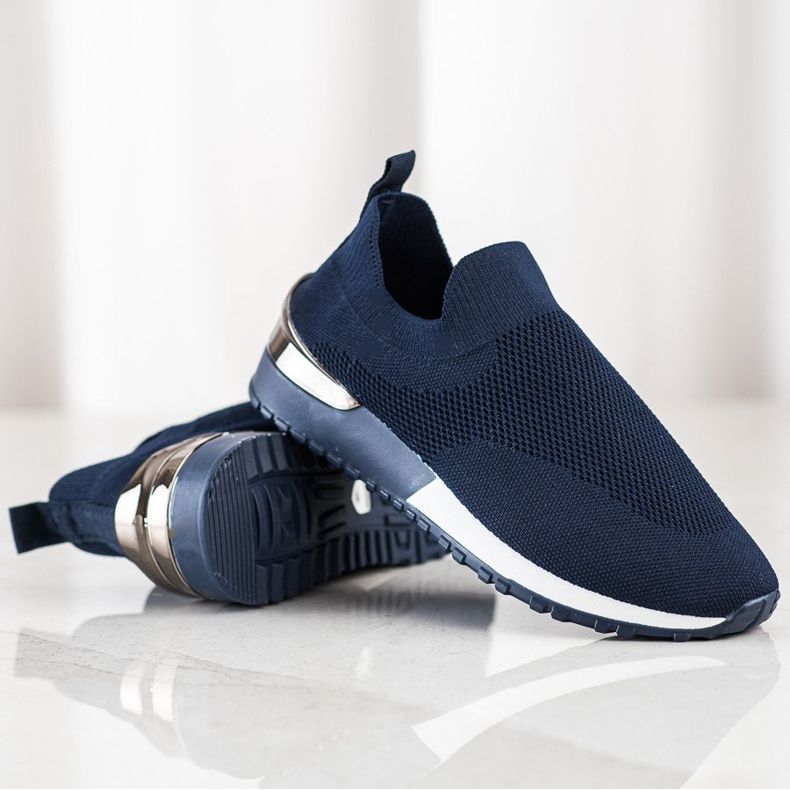 Renda Marineblaue Sneakers mit Lochmuster 1