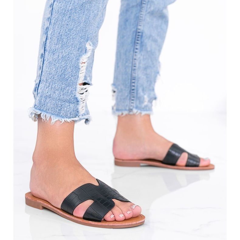 Schwarze Hausschuhe aus Phoenix-Krokodilleder mit Muster 1