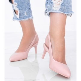 Pinke Pumps an einer Anstecknadel von Elen rosa 1