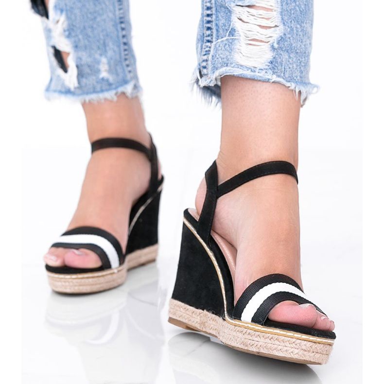Schwarze Espadrilles am Mona Wedge 1