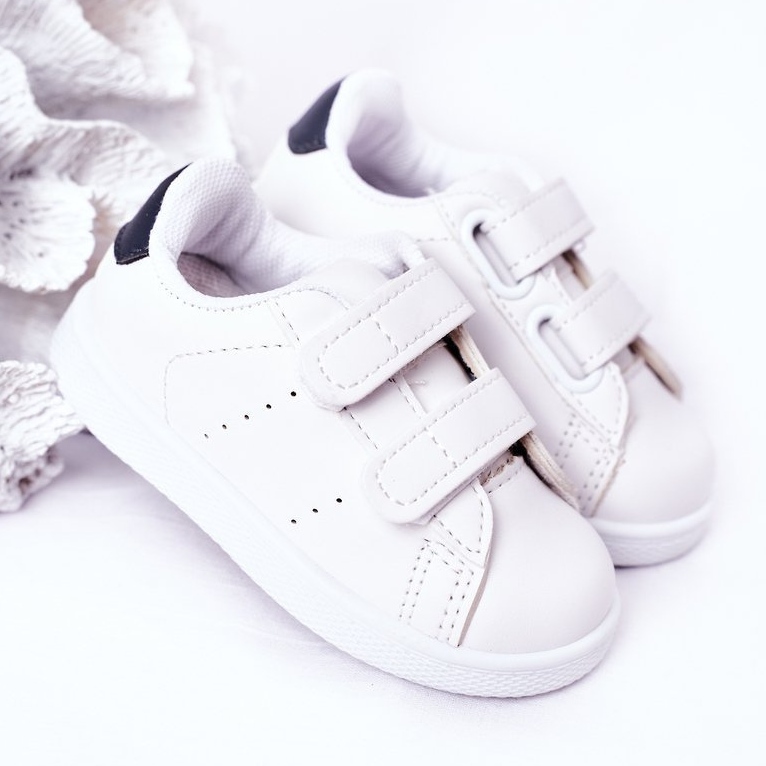 Kinderschuhe California in Weiß und Marineblau mit Klettverschluss 2
