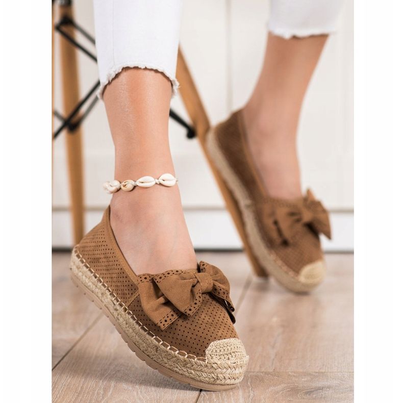 Mannika Durchbrochene Espadrilles mit Schleife braun 1
