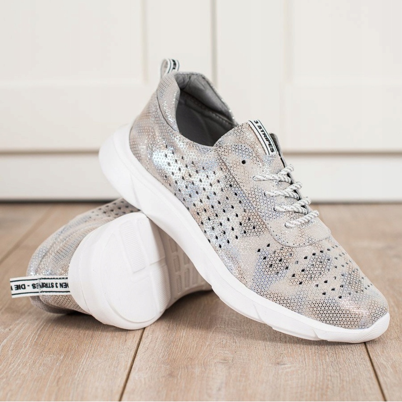 Goodin Sneakers aus glänzendem Leder beige grau golden 1