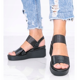 Schwarze Keilsandaletten von Tiffi 1