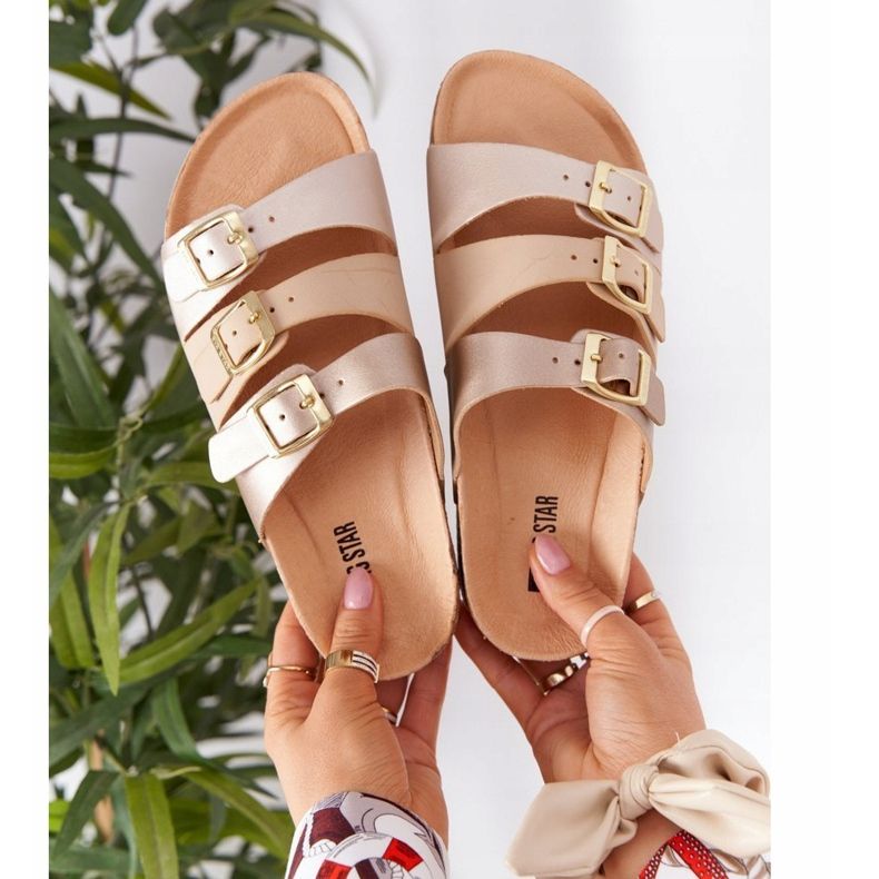 Leder Hausschuhe Big Star HH274585 Beige und Gold golden 1