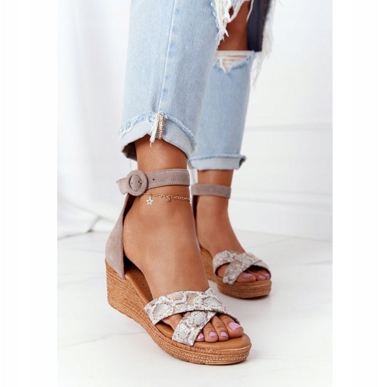 Keilsandalen aus Wildleder Maciejka 04565-04 Beige-Gold 1