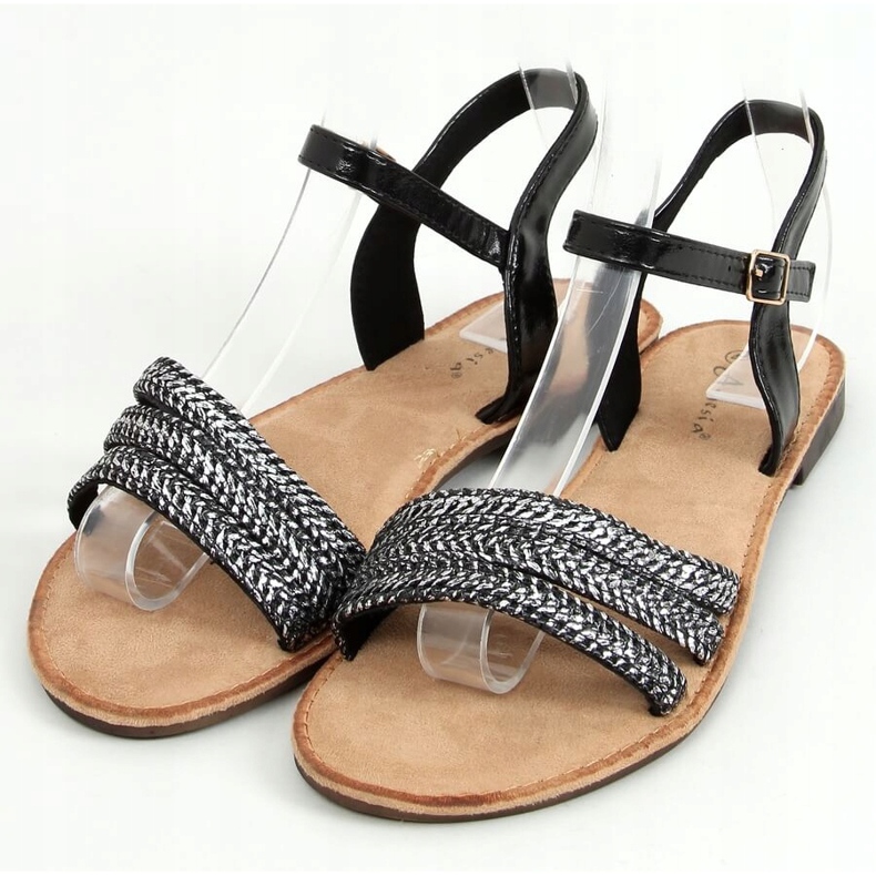 Schwarze Damensandalen N-70 Black 1