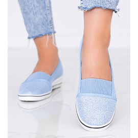 Blau glänzende Ballerinas auf dem Glam Star Wedge 1