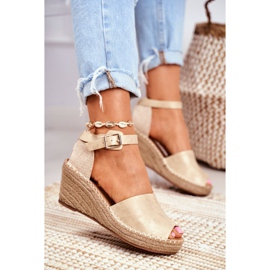 Evento Damen Sandalen auf Keil Espadrilles Gold golden 1