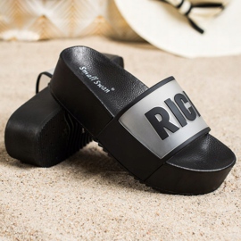 Small Swan Hausschuhe mit reichem Plateau schwarz 1