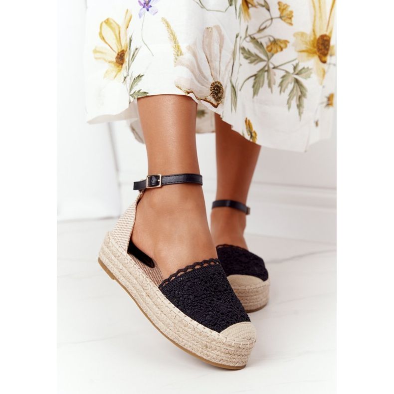 Spitzen-Espadrilles auf einer geflochtenen schwarzen Larissa-Plattform beige 2