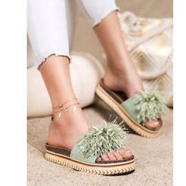 SHELOVET Modische Hausschuhe mit Fransen grün 1
