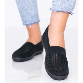 Tiefschwarze, durchbrochene Slip On Sneakers 1
