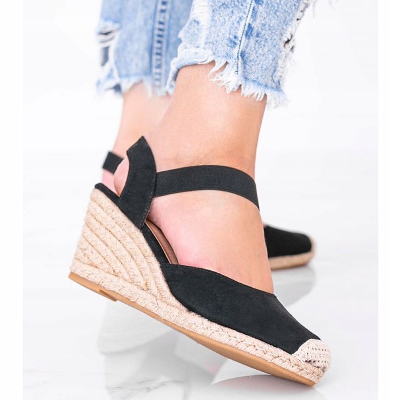 Schwarze Espadrilles am Keil von Louise 2