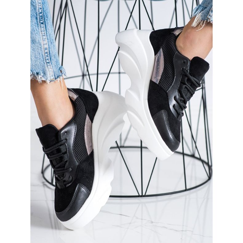 Seastar Schwarze Turnschuhe auf der Plattform 2