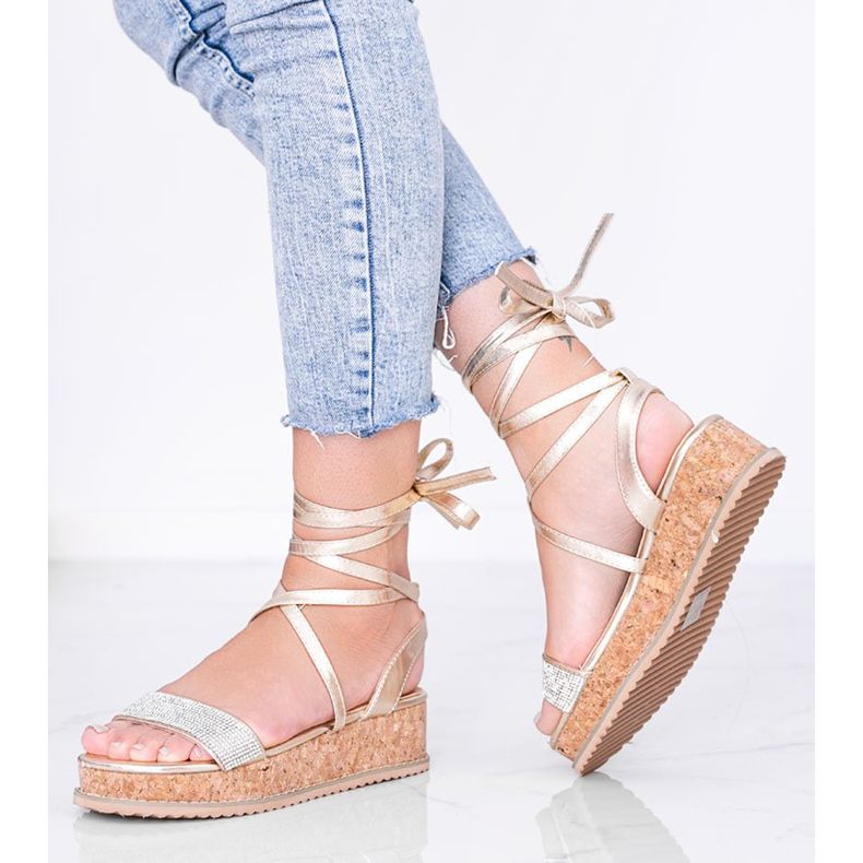 Goldsandalen mit Zirkonia gebunden Ves golden 1