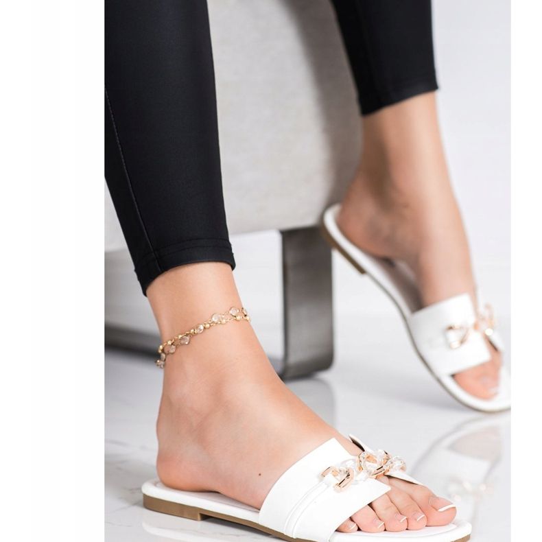 Renda Elegante Hausschuhe mit Ornament weiß 1