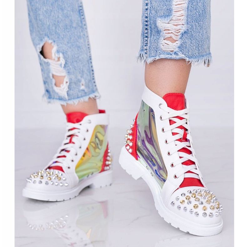 Weiß-rote transparente Stiefel mit Lea-Nieten 1