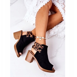 Wildledersandalen On A Bar Lu Boo Schwarzer Leopard braun 1