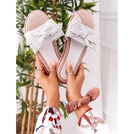 PS1 Hausschuhe aus Gummi mit weißer Gabriell-Schleife 1