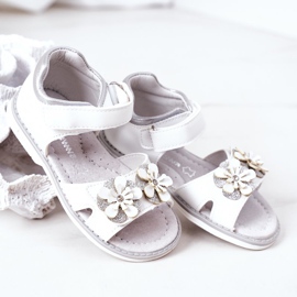 Apawwa Kindersandalen mit weißem Maysa-Klettverschluss 2