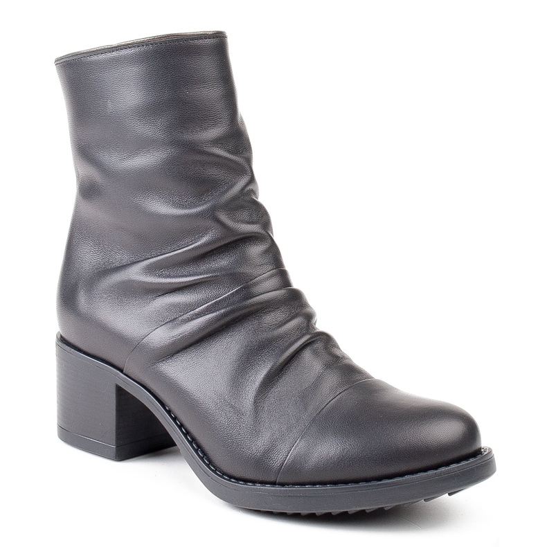 Marco Shoes Bequeme schwarze Lederstiefel mit Raffung 1