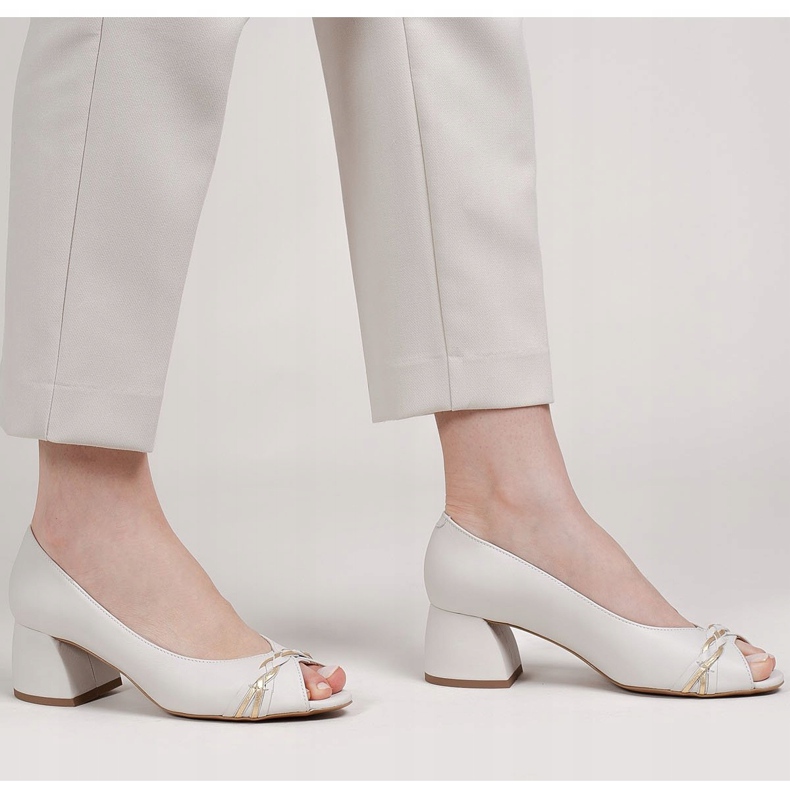 Marco Shoes 1577P weiße Lederpumps mit stabilem Absatz 2