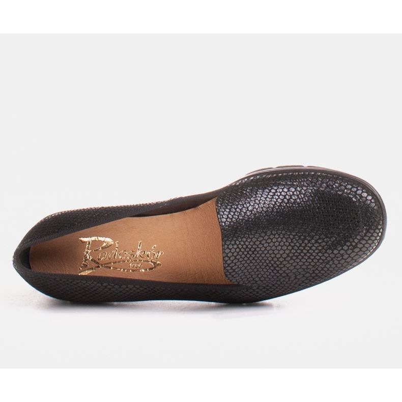 Radoskór Bequeme schwarze Damen-Loafer für einen breiteren Fuß 1