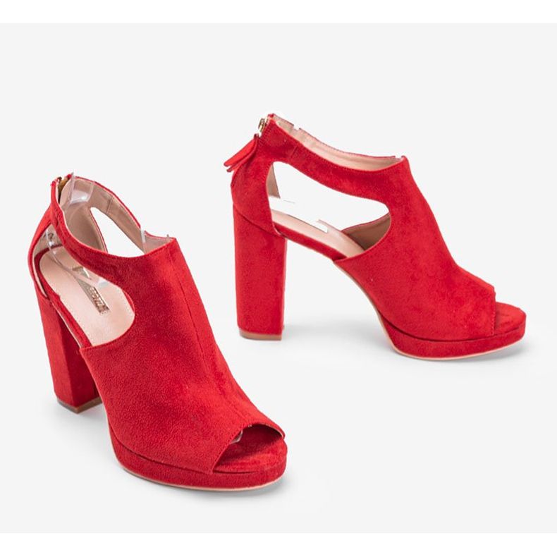 Atlantic Sandalen mit rotem Schaft 1