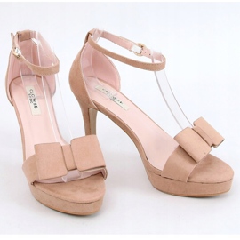 Sandalen auf der beigen 9R32 Khaki-Plattform 1