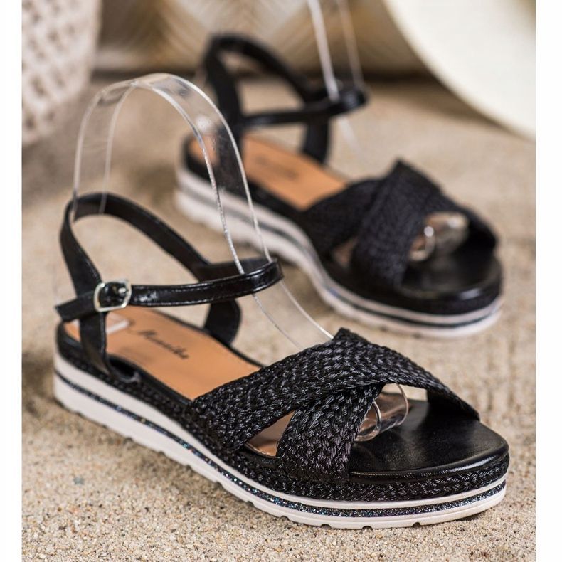 Mannika Schwarze Sandalen auf der Plattform 1