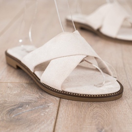 Ideal Shoes Elegante Hausschuhe aus Wildleder beige 1