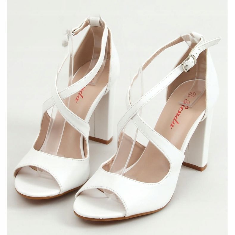 Weiße Sandalen mit hohen Absätzen S-837 Weiß 1