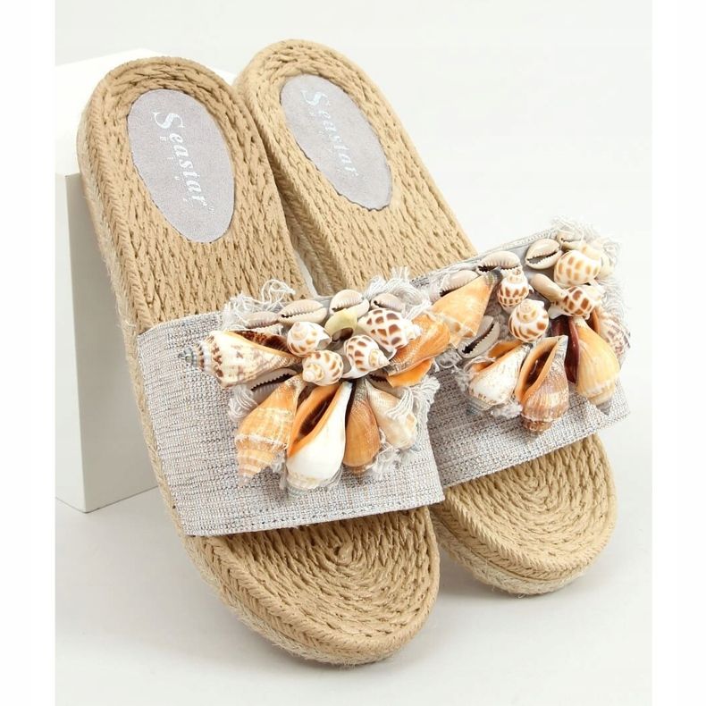 Grau YQ228P Graue Hausschuhe mit Muscheln 1