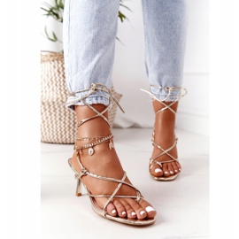 PS1 Gebundene Sandalen auf hohem Absatz mit eckiger Zehenpartie Golden Runway 1