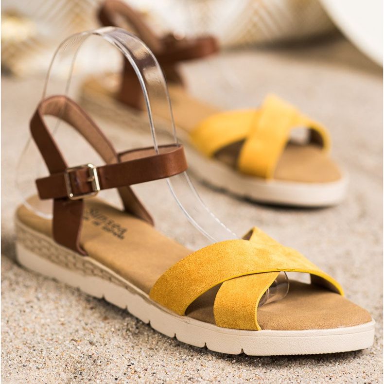 SHELOVET Lässige Sandalen mit Schnalle braun gelb 1