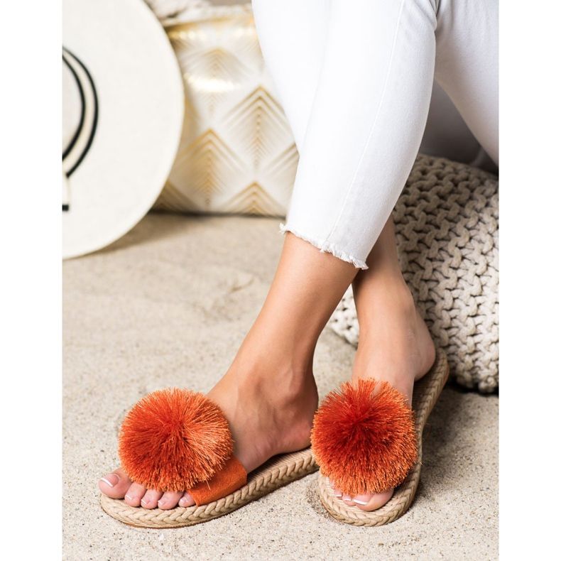 Bestelle Hausschuhe mit Pompom orange 2