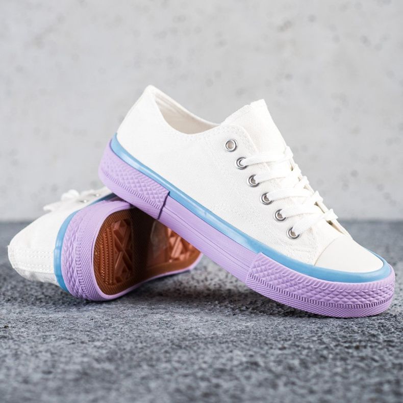SHELOVET Sneakers auf der lila Plattform weiß violett 1