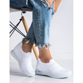 MCKEYLOR Weiße Slip-On-Sneakers 1